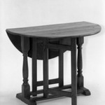 Drop Leaf Table with Trestle Legs and Straight Gates